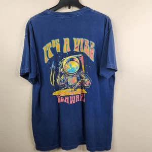 Comfort Colors Herren Delta Chi Delaware Bruderschaft Astronaut DJ Grafik T-Shirt Large - Bild 1 von 6