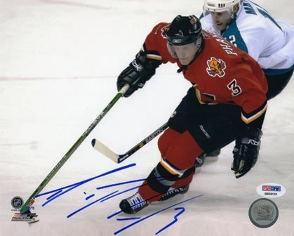 Dion Phaneuf CALGARY FLAMES Hockey NHL Signed 8x10 Photo PSA/DNA COA - Image 1 of 1