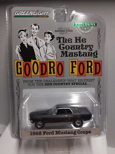 Greenlight 1/64 🇨🇵 1968 ford mustang coupé  "goodro ford"