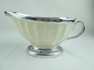 Mikasa Countryside Sauciere Metall (Hollowware) Creme Emaille - Bild 1 von 9