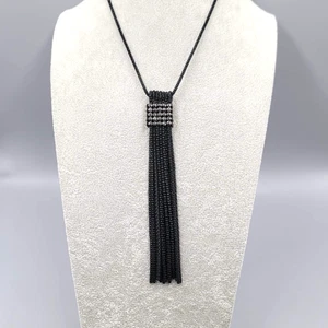 Schwarze Metall lange Kette Quaste Halskette schwarze Strasssteine 26 Zoll - Bild 1 von 7
