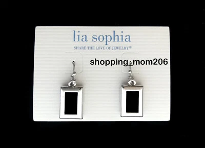 Pendientes Lia Sophia "High Strung" tono plata con resina negra azabache Foto 1 de 3