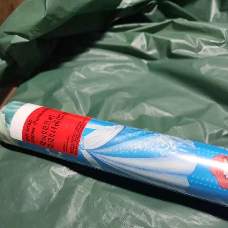 Disney Princess Gift Wrap 40 sq ft 3.71 m² Made in USA - Image 1 of 1