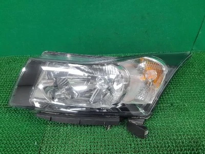 2010 Chevrolet Forenza Optra Lacetti Premier Left Halogen Headlight - Image 1 of 4