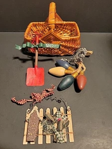 Kleiner Korb mit Landhausschmuck - Bild 1 von 14