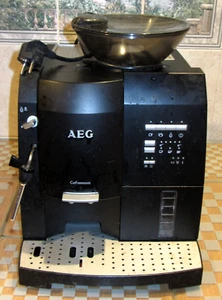 AEG Electrolux CaFamosa CP250 Kaffeevollautomat Cappuccino-Tee-Espressomaschine - Bild 1 von 4