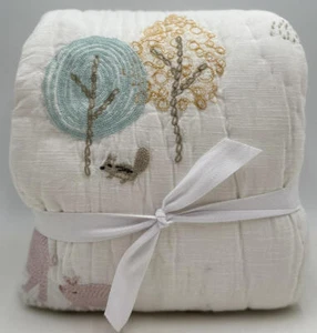 Pottery Barn Kids Dakota Woodland TODDLER Quilt ~ Multi - Picture 1 of 2