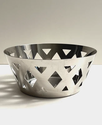 ALESSI 8” CUENCO GEOMÉTRICO ACERO INOXIDABLE “King Kong” GIOVANNONI/VENTURINI ITALIA Foto 1 de 4