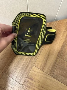 Belkin Sports Armband Black Yellow Small Pouch Running Item - Photo 1 sur 6