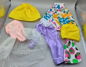 Vintage Autentica Barbie Bambola Vestiti Gonna Vestito Camicia da Notte - Foto 1 di 8