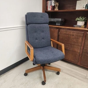 Vintage 1988 Mid-Century High-Back Executive Office Chair Swivel Oak Blue - Rare - Picture 1 of 24