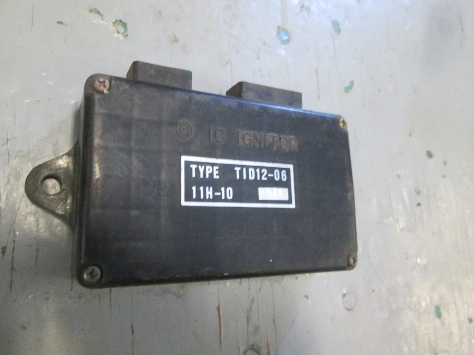 DE COLECCIÓN YAMAHA 1982 - 1983 XZ550R VISION ENCENDEDOR CDI ECU 11H-82305-10-00 Foto 1 de 4