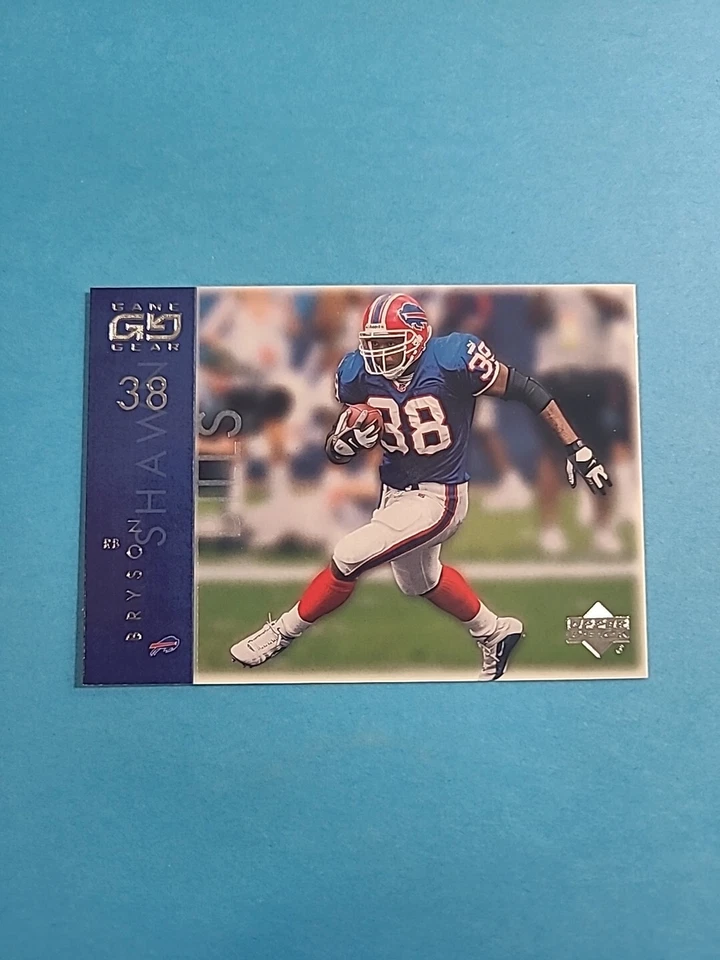 SHAWN BRYSON 2001 UPPER DECK GAME GEAR FOOTBALL CARD # 9 I0264 - Image 1 of 2