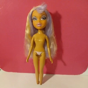 Bambola gelsomino Bratz platino luccicante nuda viola e capelli biondi - Foto 1 di 3