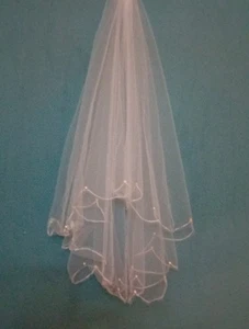 ivory veil 2 tier elbow length with comb pearl scalloped edge v578 - Picture 1 of 3