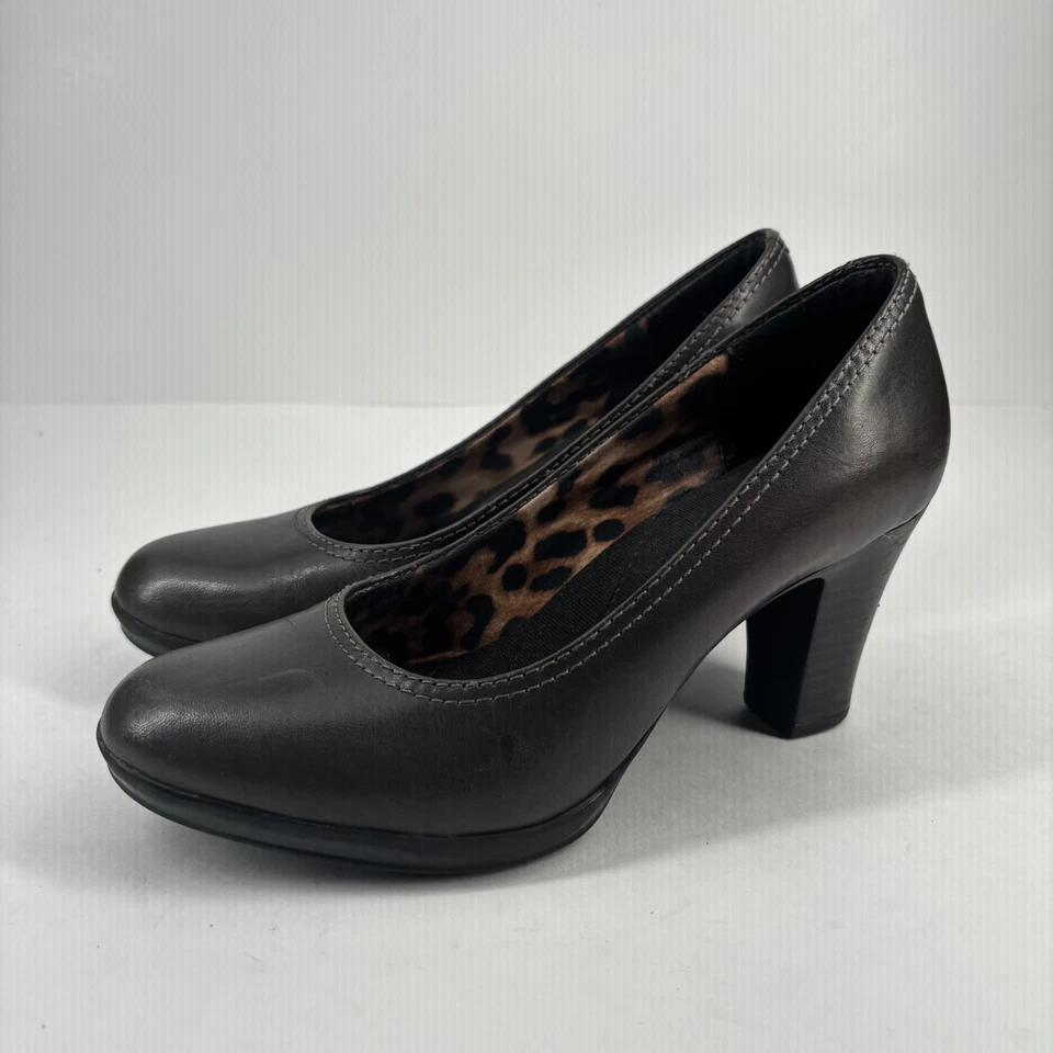 Женские коричневые кожаные туфли-лодочки Clarks Bayla Carly размер США 5,5 м на блочном каблуке с леопардовым принтом - Изображение 1 из 4