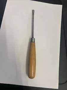 Vintage Spoon bent Carving chisel by S Addis, No 26 Approx 3/8” 10 Prize Medals - Picture 1 of 6