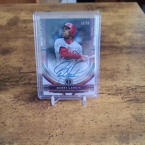 2023 Topps Tribute - Tribute Autographs Purple #TA-BL Barry Larkin /50 (AU) - Picture 1 of 2