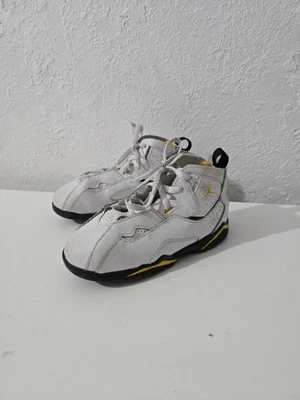 Nike Air Jordan True Flight White Yellow 342964-107 High Top Shoes Boys Size 10 - Image 1 of 4