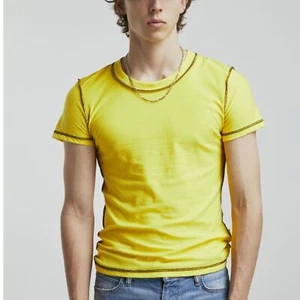 T-shirt da uomo gialla UO Urban Outfitters taglia large - Foto 1 di 6