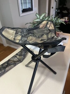 Großer Hund Jagd Dreibein Hocker - Bild 1 von 5