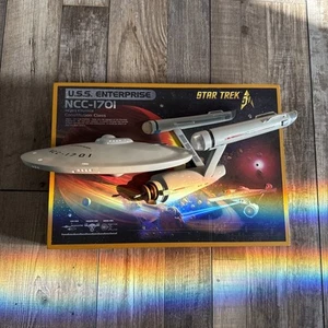 Star Trek U.S.S. Enterprise NCC-1701 50th Anniv Wall Sculpture Hawthorne Village - Picture 1 of 8