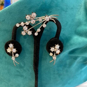 Vintage Silvertone Crystal Brooch Clip On Earring Set Signed Austria - Picture 1 of 5