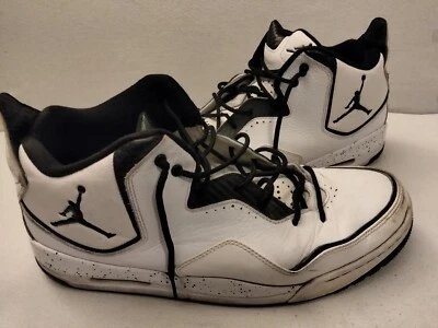 Nike 2011 Jordan Courtside 23  - Image 1 of 4