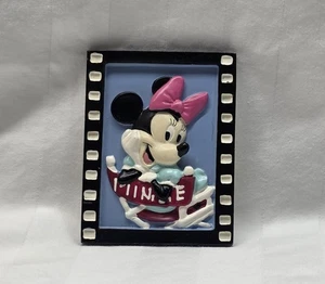 Disney 3D Film Strip Director’s Chair Minnie Magnet Vintage 1990's - Picture 1 of 2