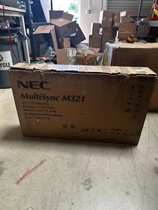 Sharp NEC Monitor 32" Professional Grade Monitor - 32" LCD - High Dynamic M321 - Picture 1 of 6