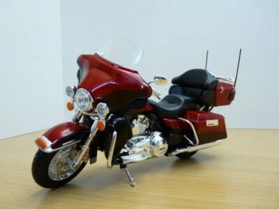 HARLEY DAVIDSON FLHTK ELECTRA GLIDE ULTRA LIMITED rouge 1/12 - Immagine 1 di 4
