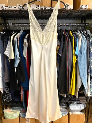 Victoria's Secret Satin Slip Dress size S Lace Romantic Nightgown Y2K Vtg - Image 1 of 4