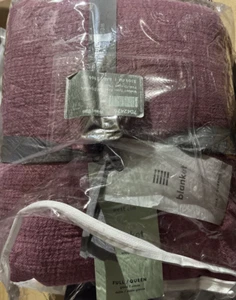 West Elm Velvet trim textured blanket plum full queen New w tag - Picture 1 of 1