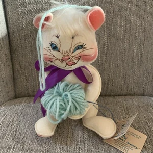 Annalee kitten cat playful Kitty 1999 yarn ball cat doll - Picture 1 of 9