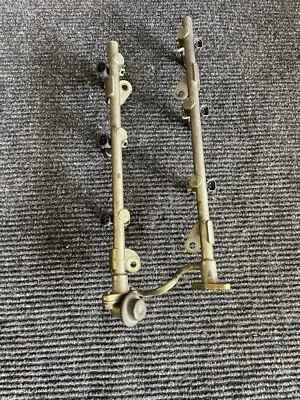 03-05 Nissan 350Z Infiniti FX35 G35 M35 VQ35DE Inyectores de combustible de riel de combustible Foto 1 de 3