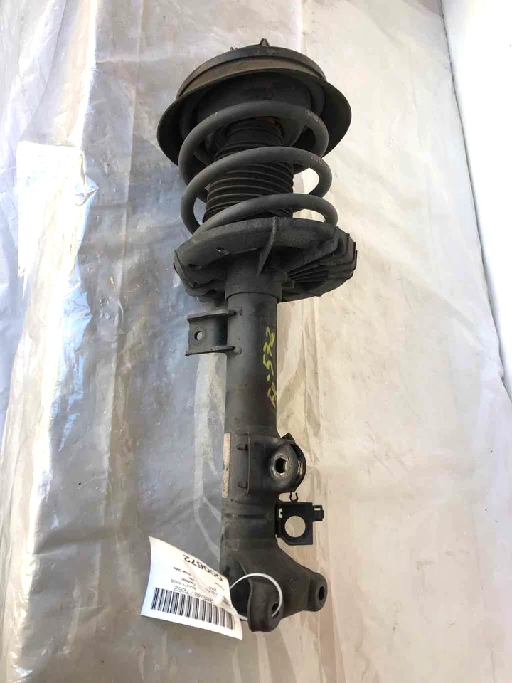 Mercedes Benz C230 2002-2005 montaje de puntal de suspensión delantera derecha 2,3 L diestro Foto 1 de 4