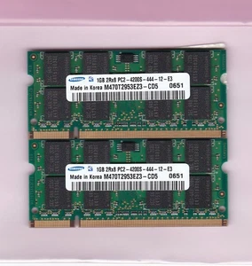 Kit mémoire 2 Go 1 x 2 Go PC2-4200 SAMSUNG M470T2953EZ3-CD5 DDR2-533 ORDINATEUR PORTABLE SO-DIMM - Photo 1/2