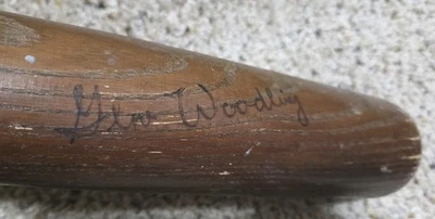 Bate de béisbol firmado por Gene Woodling - Auténtico garantizado MLB Foto 1 de 4