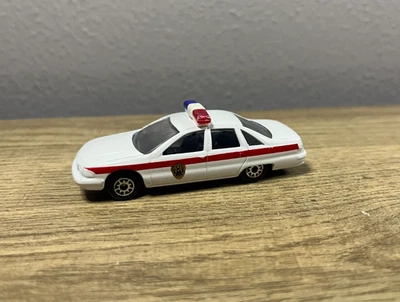 Chevrolet Chevy Caprice Police Car - Maisto - 1:64 Scale Diecast - EX - Image 1 of 4
