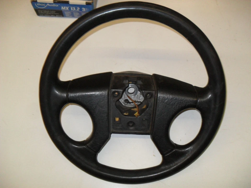 VW Scirocco 53b Original Lenkrad mit kleiner Verzahnung - Bild 1 von 1