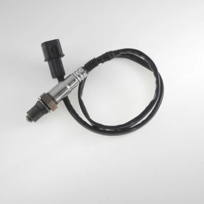 For 1993-1995 Toyota Land Cruiser 4.5L 13081 Down or Upstream Oxygen Sensor - Image 1 of 4