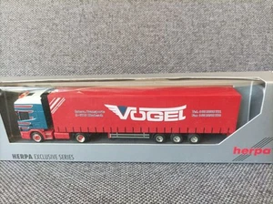 Herpa 1:87 OVP 253239 Scania 164 TL Lowliner Gardinenplanen-Sattelzug "Vögel"(A) - Bild 1 von 9