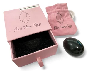 Huevos Bliss Yoni Nefrita Jade Perforado con Caja y Bolsa Cristal Piedra Curativa - Imagen 1 de 3