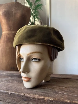 Boina vintage Roos / Atkinson John Andrew veludo esmagado década de 1960 psych verde oliva - Imagem 1 de 4