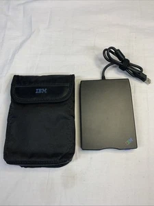 Unidad de disquete portátil IBM N533 USB 19308803-19 con estuche - Imagen 1 de 5