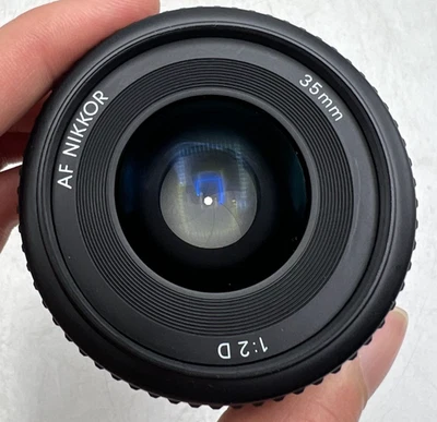 Nikon AF Nikkor 35mm F2 D Nikon AF Mount Lens For DSLR Cameras *Seized* - Image 1 of 4