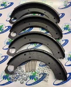 Massey Ferguson MF FE35 Tractor Soft Brake Shoe & Spring Kit Both Sides - Picture 1 of 1