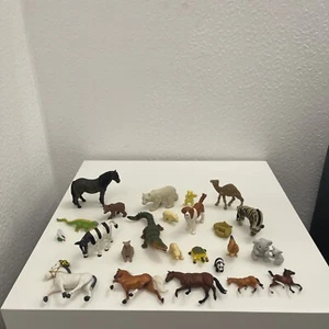 Lote de trabajo de animales mixtos de colección paquete de animales de plástico - Imagen 1 de 22