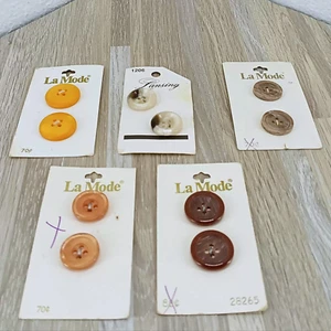 Button Lot Carded La Mode und Lansing Nähen Basteln Verschlüsse & Verbinder - Bild 1 von 12