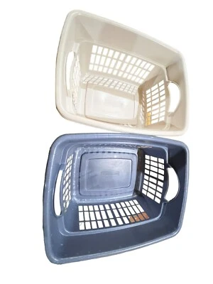 Lot 2 Rubbermaid Laundry Baskets 2874 Beige & Blue 1996 Handles Sturdy - Image 1 of 4